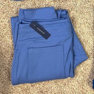 Jaanuu scrub pant